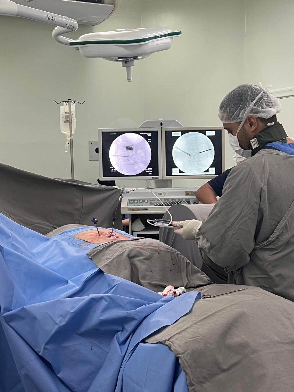 Cifoplastia — procedimento minimamente invasivo para tratar fraturas da coluna